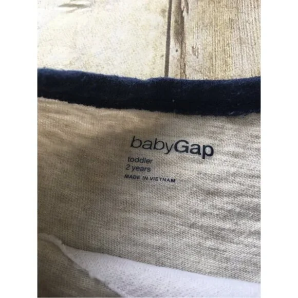 Baby Gap Tee Size 2 - Picture 2 of 4